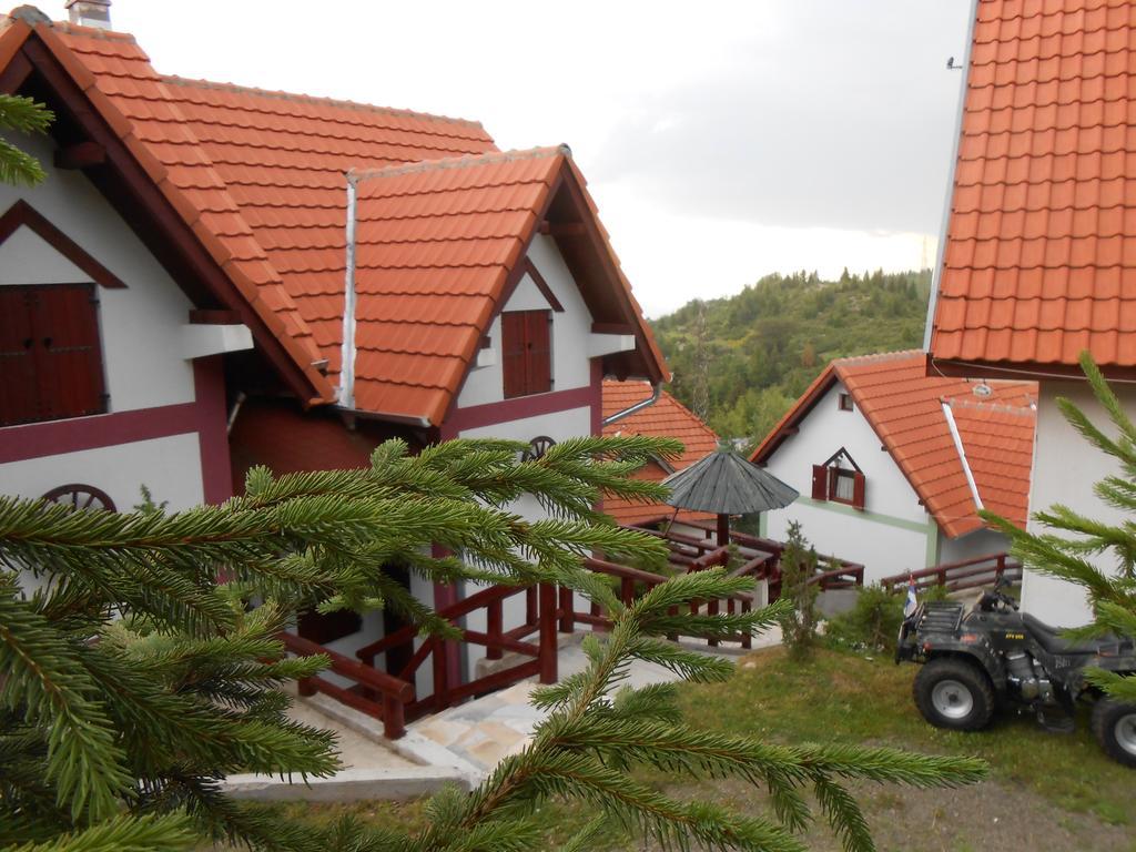 Planinske Vile M&S Kopaonik Camera foto